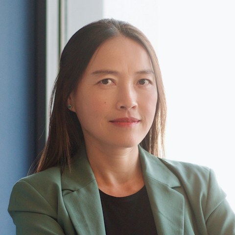 Lixia Zhu